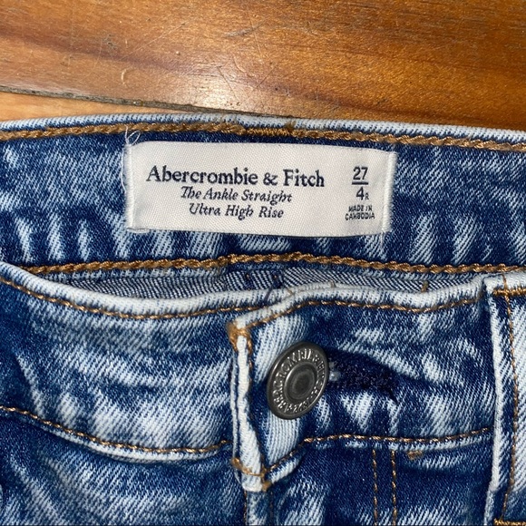 Abercrombie and Fitch Jeans - Picture 2 of 2